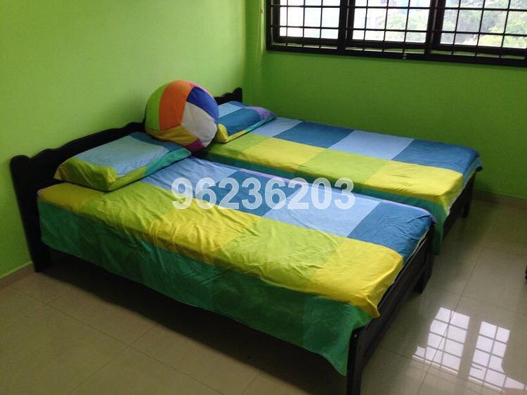 Blk 240 Jurong East Street 21 (Jurong East), HDB 5 Rooms #165489372